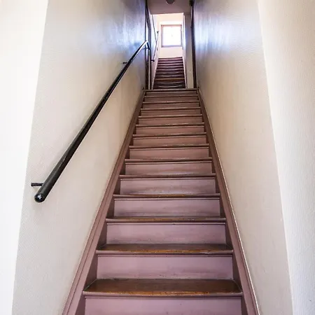 10 Pressense Apartment Puteaux