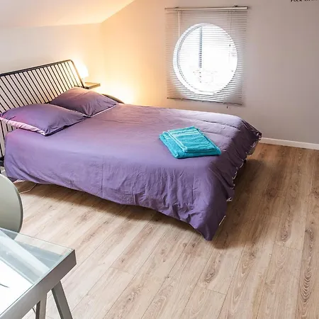 Apartment 10 Pressense Puteaux